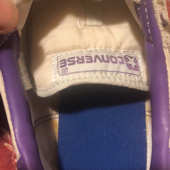 Never worn 1970’s vintage Converse running shoes. - Picture 7 of 16